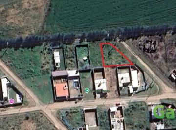 Terreno · 430m² · Terreno Esquina en Venta 430 m² en La Secundina Cerrillos