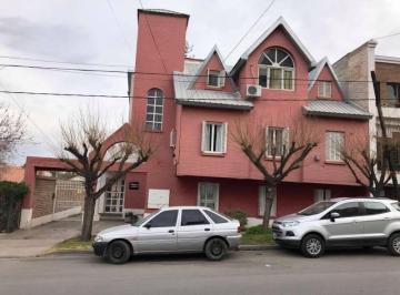 Departamento · 71m² · 3 Ambientes · 1 Cochera · Depto 2 Dorm Santa Genoveva Calle San Juan