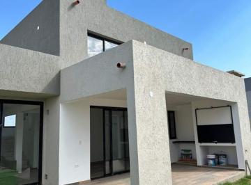 Foto · Casa en Venta - Rincones de Manantiales