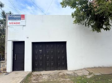 PH · 70m² · 3 Ambientes · 1 Cochera · PH 3 Ambientes con Amplio Patio
