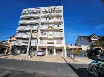 Departamento · 100m² · 4 Ambientes · 1 Cochera · Piso 4 Ambientes Venta Ramos Mejia