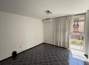 Departamento · 75m² · 4 Ambientes · 1 Cochera · Departamento en Alquiler de 2 Dorm en El Centro Op/ Cochera