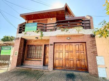 Casa · 150m² · 5 Ambientes · 1 Cochera · Casa - Lomas de Zamora Oeste