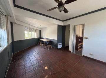 PH · 58m² · 3 Ambientes · Venta PH 3amb Primer Piso, en Saenz Peña