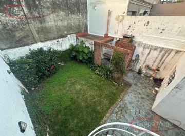 Casa · 197m² · 4 Ambientes · 1 Cochera · Casa en Lote Propio 4 Amb Gge Patio Jardin Tza
