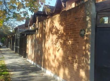 Casa · 85m² · 4 Ambientes · 1 Cochera · Casa - Muñiz