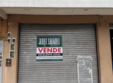 Local comercial , La Matanza · Excelente Local Comercial Sobre Av Arieta de 3,60 X 7 m con Patio