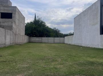 Foto · Lote en Venta en La Calandria