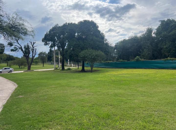 Terreno · 450m² · 1 Ambiente