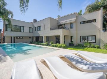 Casa · 321m² · 5 Ambientes · 3 Cocheras · Venta Casa Exclusiva 5 Amb Castelar Norte