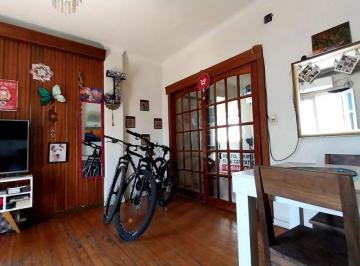 Departamento · 58m² · 2 Ambientes · Venta Depar 2amb. en Moreno Centro, Patio y Parri
