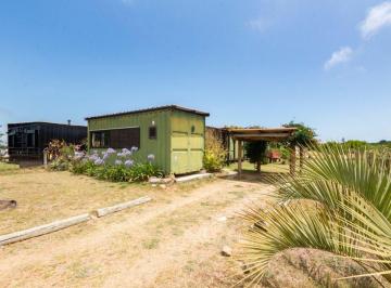Casa · 75m² · 3 Ambientes · 1 Cochera · Casa en Venta a Media Cuadra del Mar Punta Negra