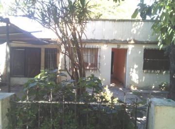 Casa · 85m² · 3 Ambientes · 1 Cochera · Venta Casa Pablo Podesta 3 Ambientes