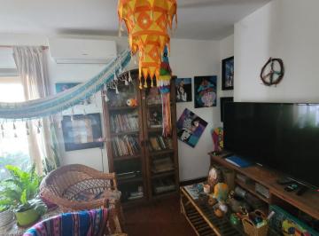 Departamento · 82m² · 5 Ambientes · Vendo Dpto. 3 Dor. Oportunidad. Sobre D. Quiros. Alberdi