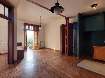 Departamento · 65m² · 3 Ambientes · Impecable 3 Amb. Bajas Expensas. Reciclado con Calidad.