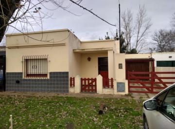 Casa · 1672m² · 3 Ambientes · Casa - Las Flores