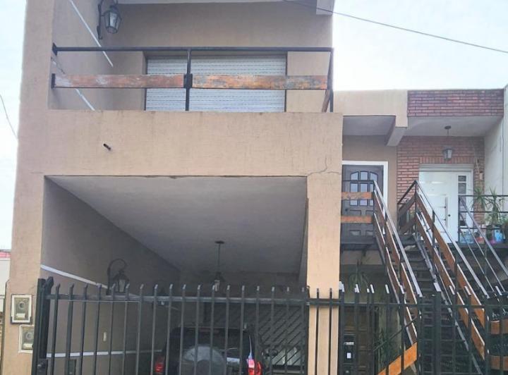PH · 159m² · 4 Ambientes · 2 Cocheras