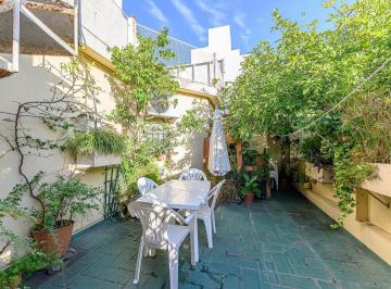 PH · 130m² · 4 Ambientes · Venta PH. 4 Amb. Entrada Independiente. Sin Expensas. Terraza. Saavedra
