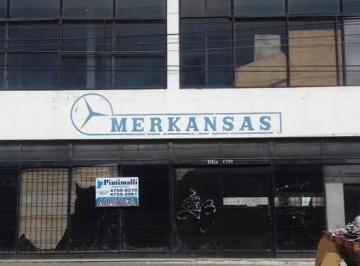 Local comercial · 580m² · Alquilo Local Deposito 580 m² Sobre Importante Av!