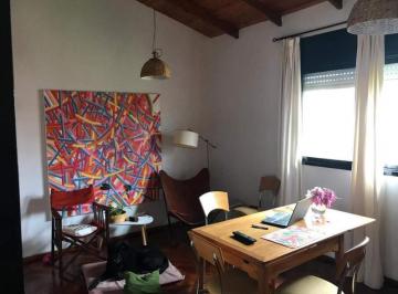 Departamento · 55m² · 3 Ambientes · 1 Cochera · Parque Urquiza. 2 Dorm. Cochera. luminoso. Escalera