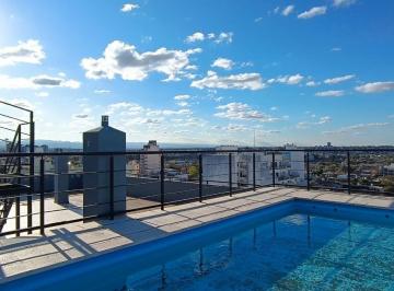 Departamento · 45m² · 2 Ambientes · Alquiler Amplio Departamento 1 Dormitorio con Balcón en Alto Alberdi