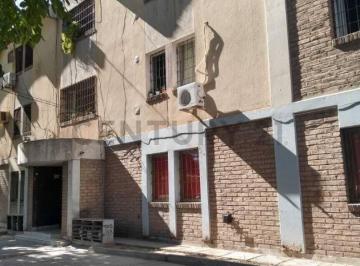 Departamento · 48m² · 2 Ambientes · 1 Cochera · Departamento Ubicado en Calle San Martin de Las Heras a m de Calle Independencia.