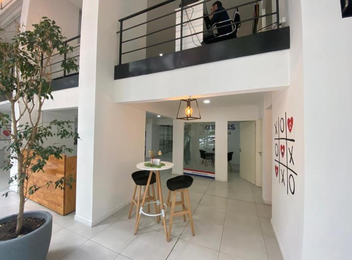 Local comercial · 380m²