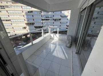 Foto1 · Apartamento de 1 Dormitorio en Venta. Brava, Punta del Este
