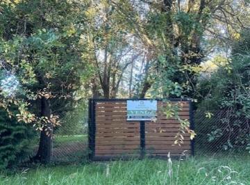 Terreno , Mar del Plata · Venta Lote en Sierra de Los Padres. Calle Asfaltada. Cercado. 751 m²