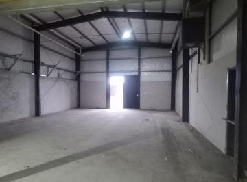 Bodega-Galpón · 183m² · Galpón en Venta y Alquiler.
