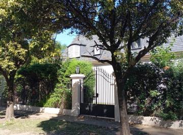 untitled · Casa Estilo Frances