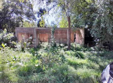 Terreno · 470m² · 3 Ambientes · 1 Cochera · Venta de 2 Terrenos con Construccion en Gral. Rodriguez - Estrada y Gabriela Mistral. Bajo de Precio