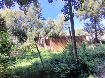 Terreno · 470m² · 3 Ambientes · 1 Cochera · Venta de 2 Terrenos con Construccion en Gral. Rodriguez - Estrada y Gabriela Mistral. Bajo de Precio
