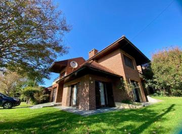 Casa · 153m² · 3 Ambientes · 1 Cochera · Casa 3 Amb + Depto con Entrada Independiente