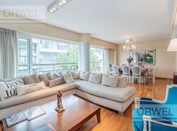 Departamento · 135m² · 4 Ambientes · 1 Cochera · 3 Dorm. con Dependencia y Cochera en Pb en Cañitas!