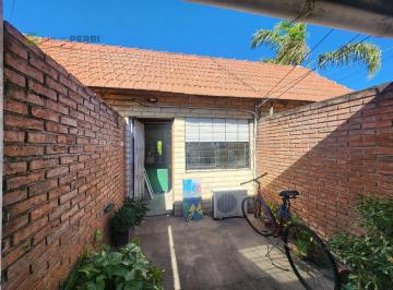 PH · 34m² · 2 Ambientes · 1 Cochera · PH en La Plata