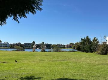 Terreno , Tigre · Excelente Lote a La Laguna de Barbarita!