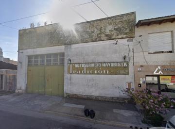 Local comercial · 733m² · 1 Ambiente · Galpón en Alquiler y en Venta