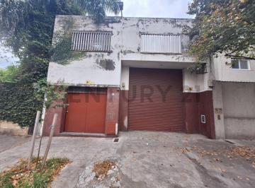 Depósito · 495m² · 4 Ambientes · Venta de Fabrica/deposito en Villa Pueyrredon. Ideal Inversor