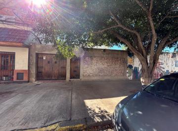Terreno · 372m² · Lote de 8.66 X 43 m² en Venta / Vivienda a Reciclar