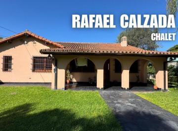 Casa · 300ha · 4 Ambientes · 5 Cocheras · Chalet a La Venta en R. Calzada