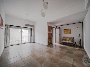 PH · 84m² · 3 Ambientes · PH en Venta con Terraza Propia, Sáenz Peña, Tres de Febrero.