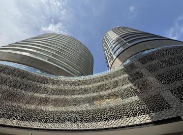 Departamento · 270m² · 4 Ambientes · 2 Cocheras · Alquiler 4 Amb - Vista Rio - Infinity Towers!
