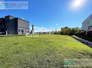 Terreno · 588m² · Santa Elena Apimon