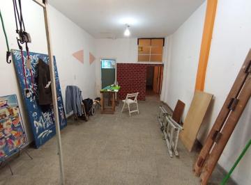 Local comercial de 2 ambientes, Villa Urquiza · Importante Local Comercial con Vivienda de 48 m² a La Venta en Villa Urquiza