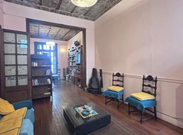 PH de 5 ambientes, Caballito · PH 5 Ambientes Al Frente 1er Piso por Escalera con Terraza, con Patio y Quincho