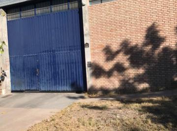 Bodega-Galpón · 277m² · Venta Galpon Mas Departamento