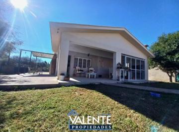 Casa · 133m² · 6 Ambientes · 2 Cocheras · Oportunidad 3dorm/2baños/piscina