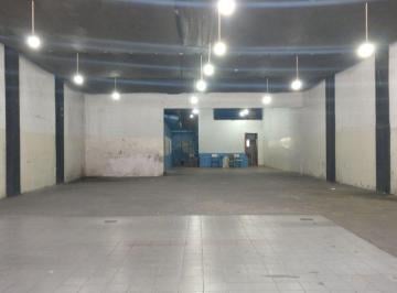 Local comercial · 270m² · Venta Gran Local Jose C Paz Centro - Oportunidad
