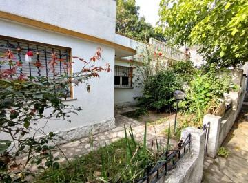 Casa · 110m² · 3 Ambientes · 1 Cochera · Oportunidad - Nuevo Valor - Casa con Jardín